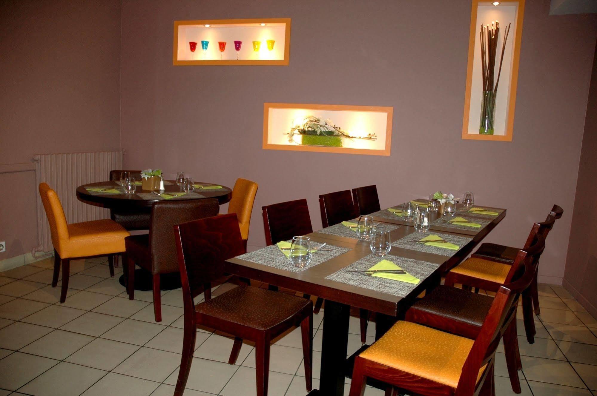 Logis Hotel Le Chene Vert Savenay Luaran gambar