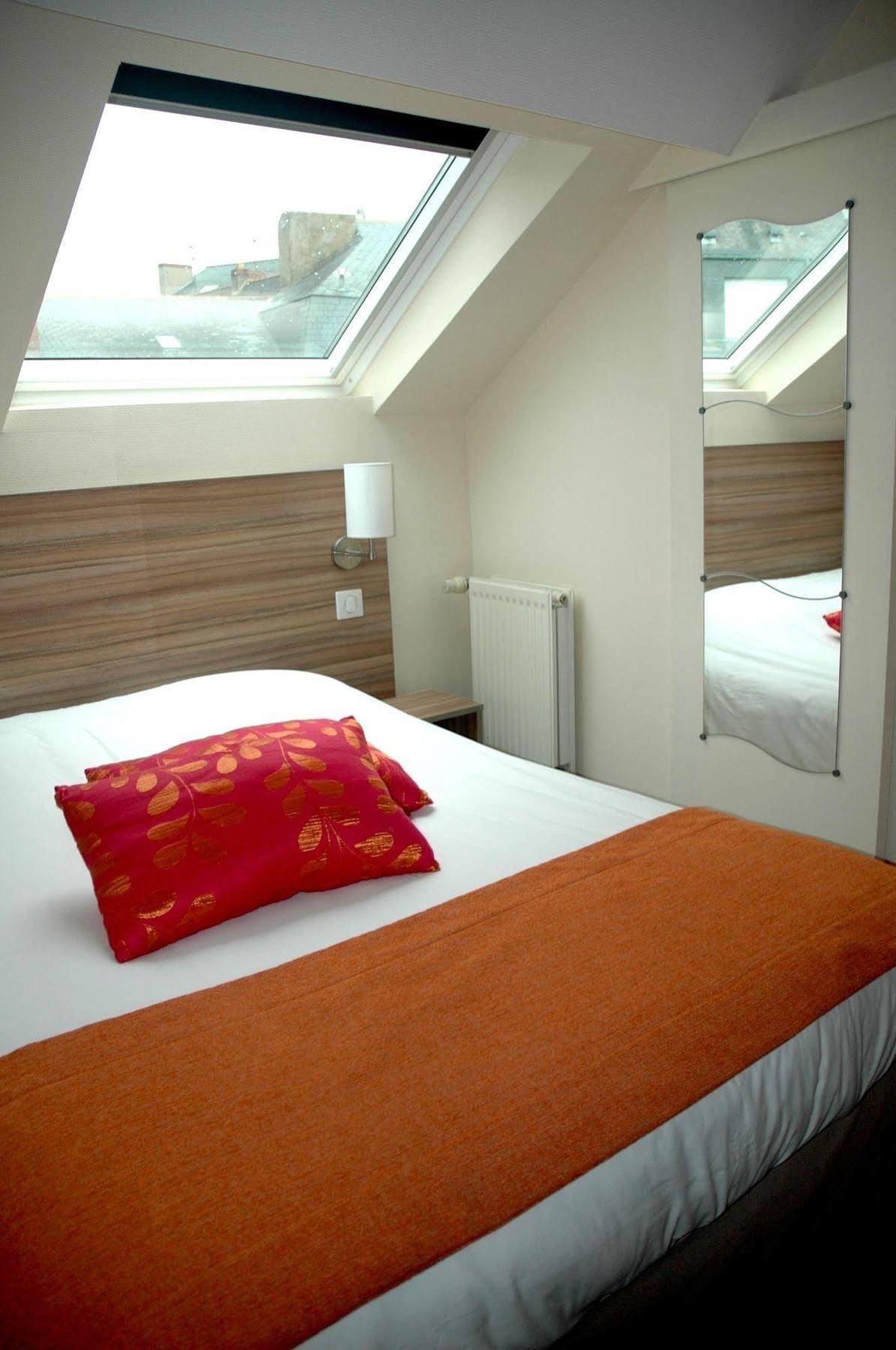 Logis Hotel Le Chene Vert Savenay Luaran gambar